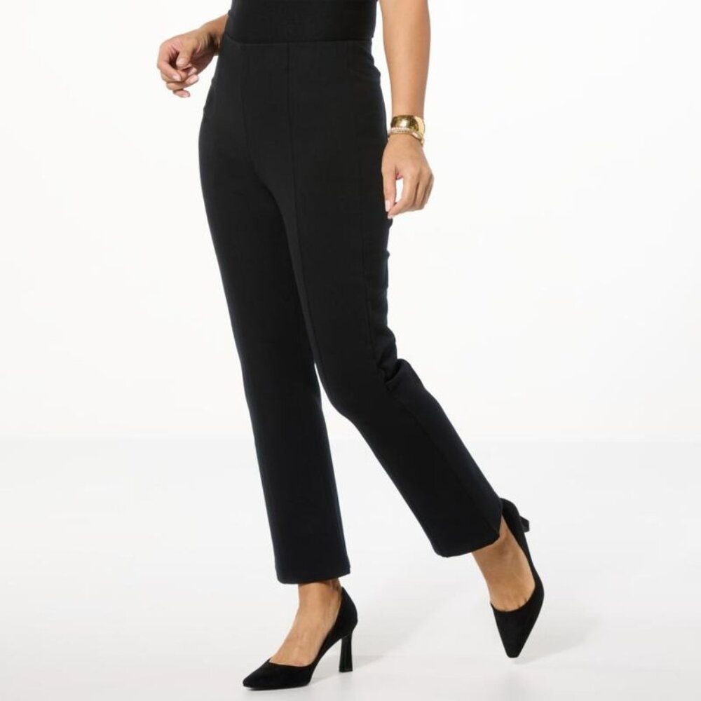 TWRHLL by Christie Brinkley Kick Flare Pull On Crop Pant Size Medium Career Work